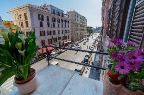 Super Big history Luxury At Colosseum image 12